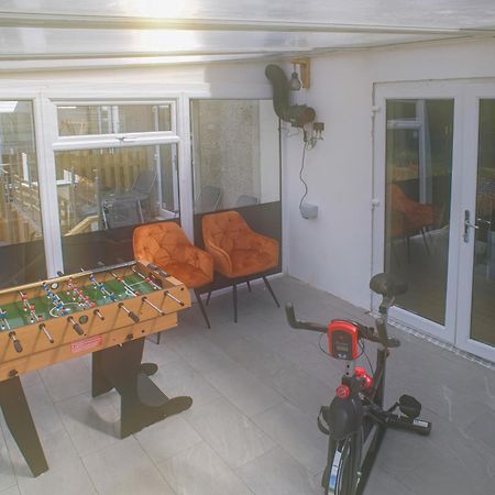 Luxury 4 Bedroom Cottage With Stunning Views Near Fairy Pools! Карбост Экстерьер фото