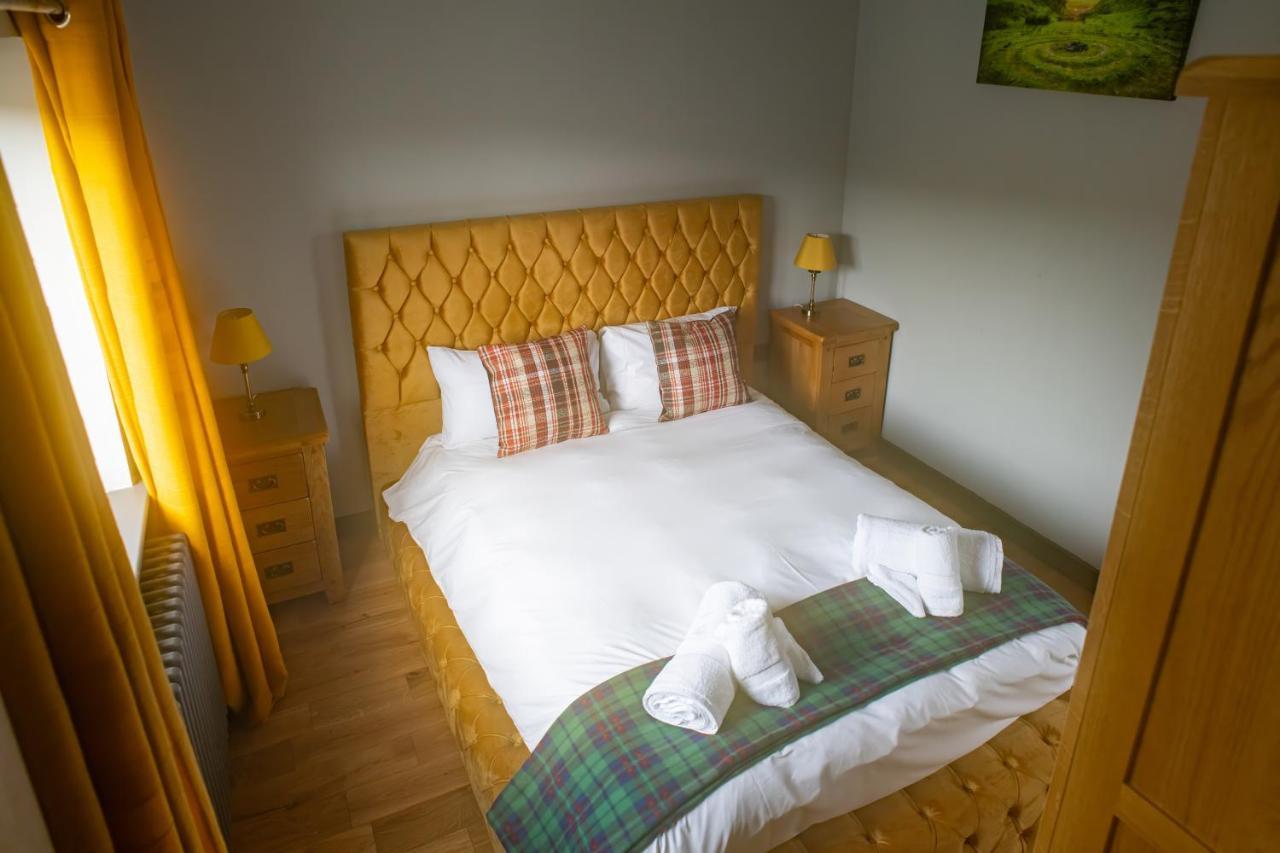 Luxury 4 Bedroom Cottage With Stunning Views Near Fairy Pools! Карбост Экстерьер фото
