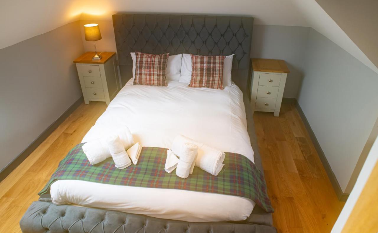 Luxury 4 Bedroom Cottage With Stunning Views Near Fairy Pools! Карбост Экстерьер фото