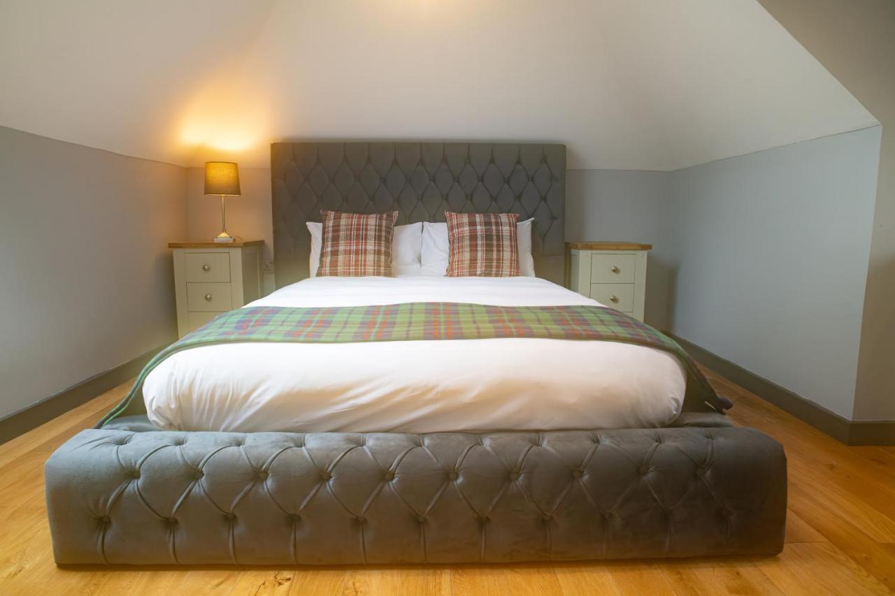 Luxury 4 Bedroom Cottage With Stunning Views Near Fairy Pools! Карбост Экстерьер фото